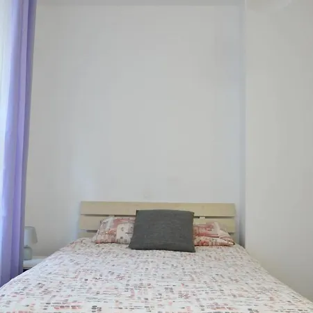 Economic Rooms- 24h Self Check-in *