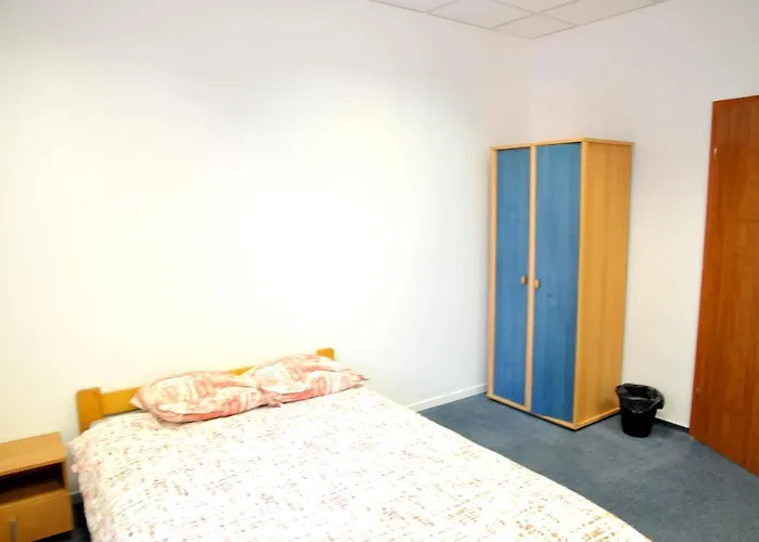 Economic Rooms- 24h Self Check-in *